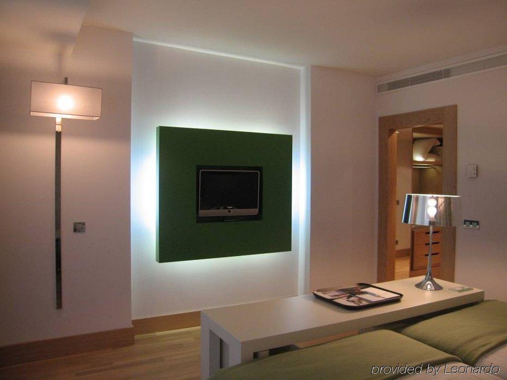 Hotel Nh Zuid 4*
